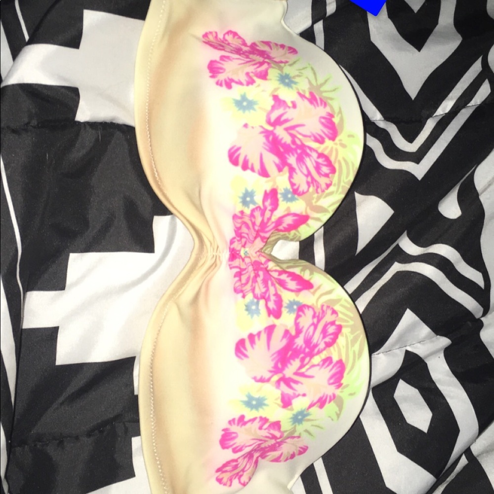 Victoria secret bathing suit top